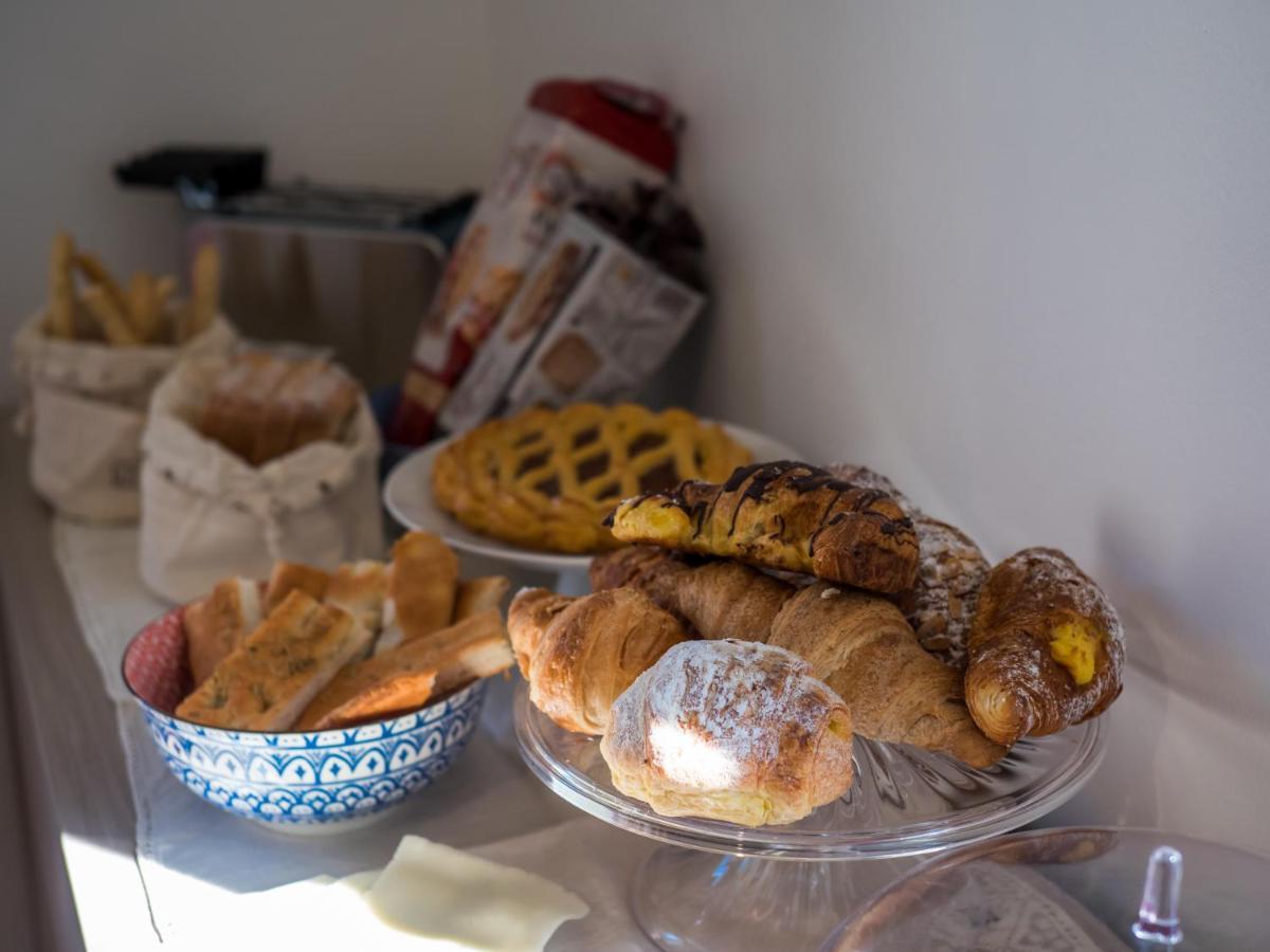 B&B Villa Tozza Senigallia Eksteriør billede