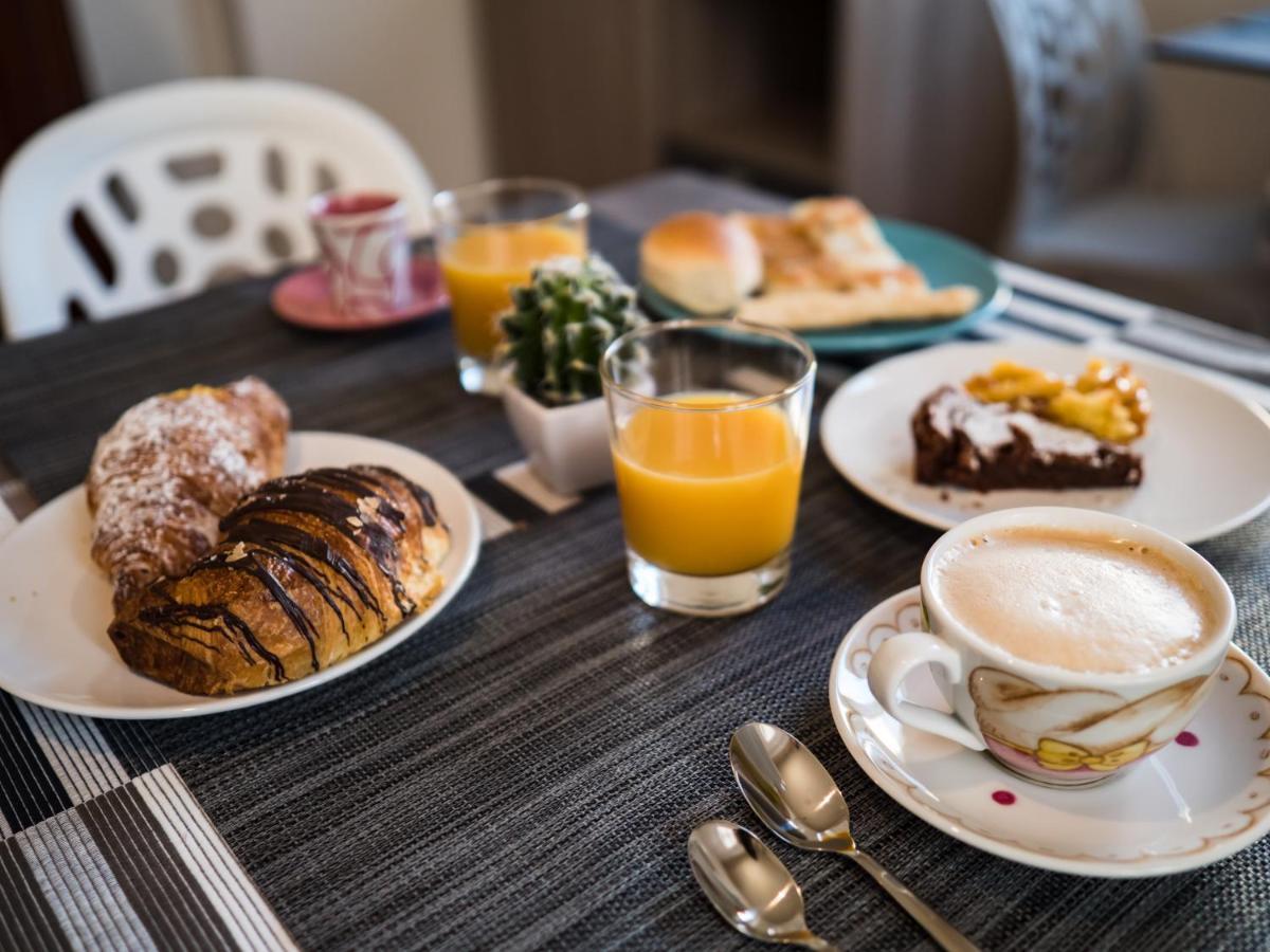 B&B Villa Tozza Senigallia Eksteriør billede