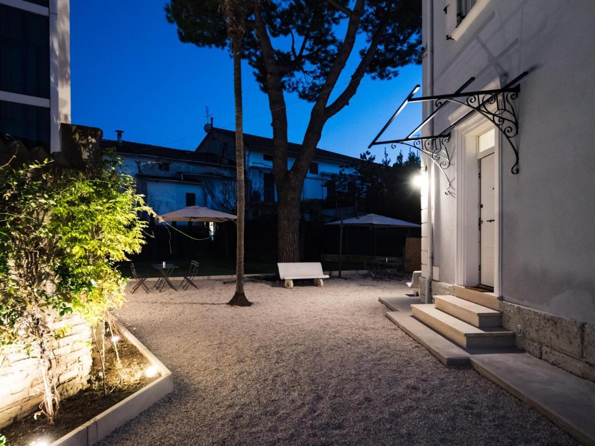 B&B Villa Tozza Senigallia Eksteriør billede